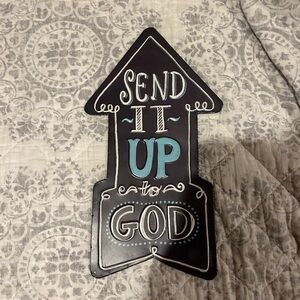 Open Road Brands Black and Blue Arrow Wall Decor